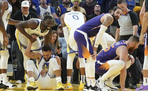 Curry se rompe la mano y deja a los Warriors contra las cuerdas