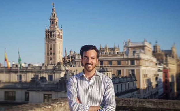 José Tomás Pérez Indiano será el encargado de realizar el cartel anunciador de la venida de Nuestra Señora Santa María de los Remedios a Fregenal