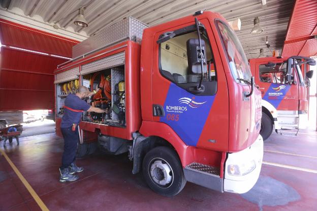 La Diputación estudia si amplía el Parque de Bomberos de Mérida o construye uno nuevo