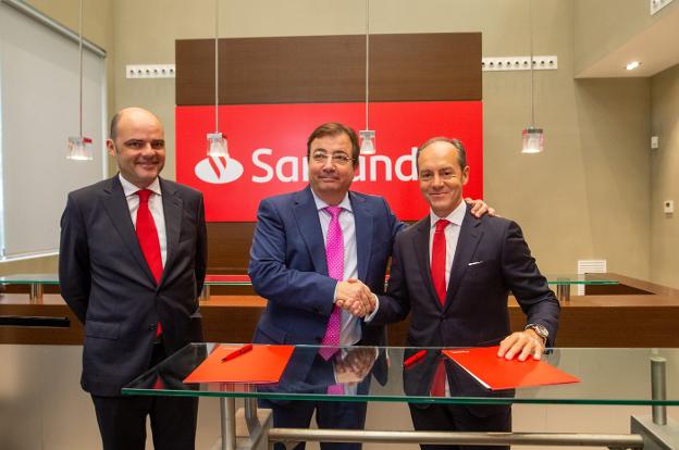 Santander aportará 100.000 euros para sustituir el graderío del Teatro Romano de Mérida