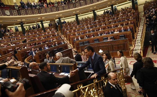 Todos los diputados y senadores extremeños que terminaron en septiembre, excepto Monago, piden el 'paro'