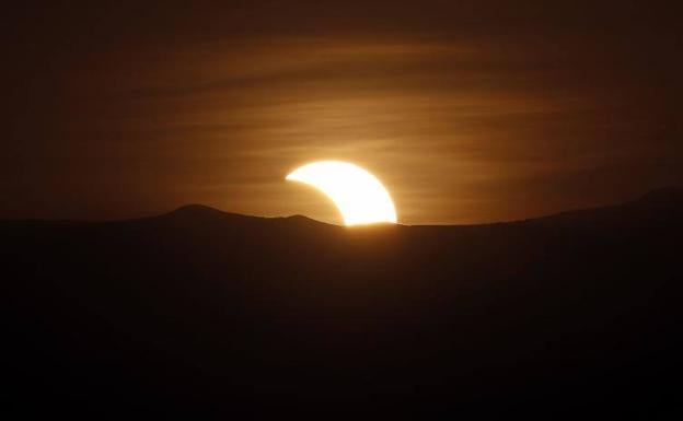 Así se ha visto el último eclipse solar de la década