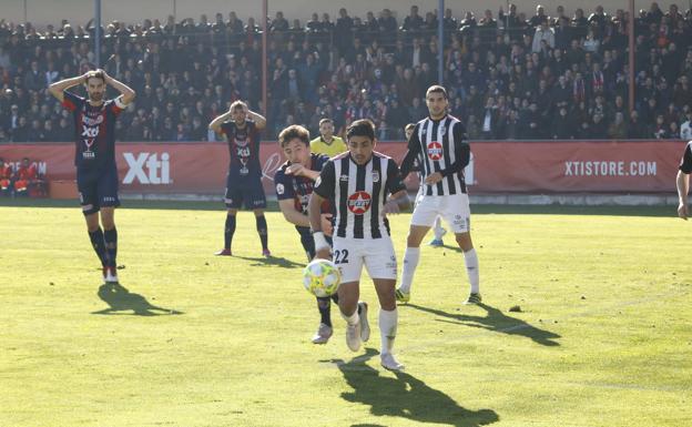 El Badajoz choca contra una realidad