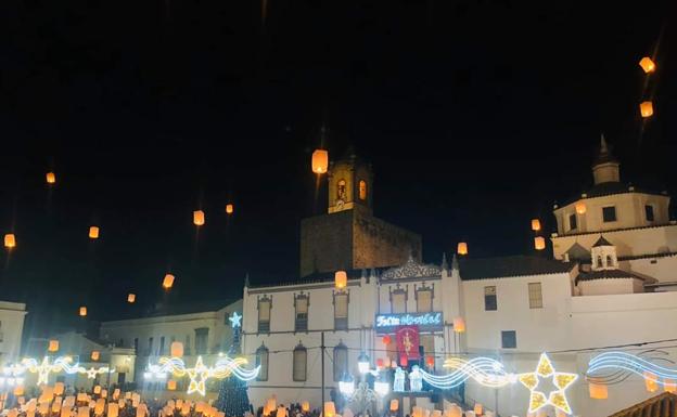 Dieciséis carrozas y mucho ambiente en la Cabalgata de Fregenal