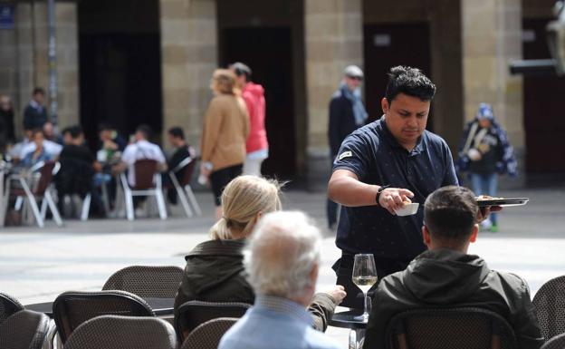 Las contrataciones en hostelería aumentaron el 3,8% en la Navidad