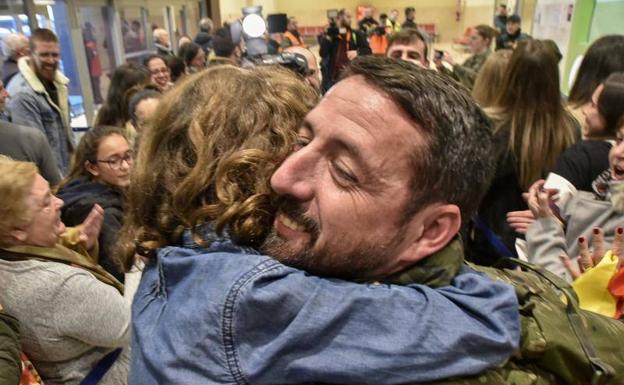 El primer contingente de militares extremeños desplegados en Letonia ya está en Badajoz