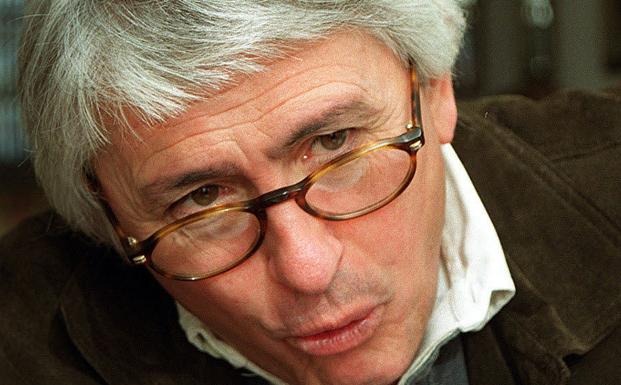 José Antonio Zambrano, premio Centrifugados al mejor libro de firma extremeña