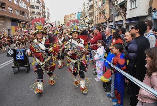 El Ayuntamiento de Badajoz negocia para que las comparsas desfilen en San Roque