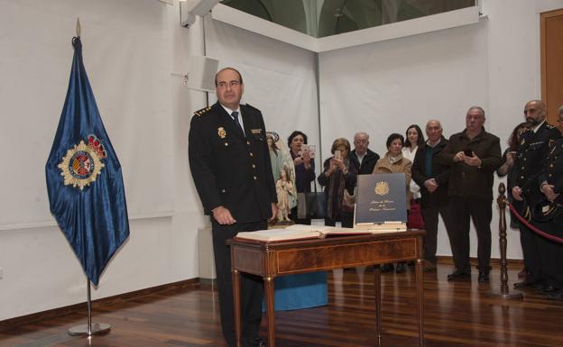 El nuevo comisario provincial de la Policía Nacional dará prioridad a mujeres víctimas de malos tratos