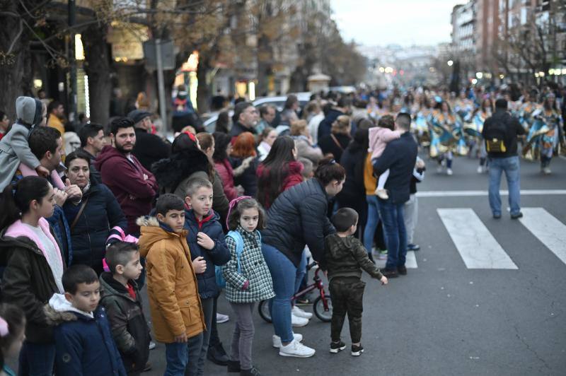 Los barrios de la margen derecha festejan Las Candelas