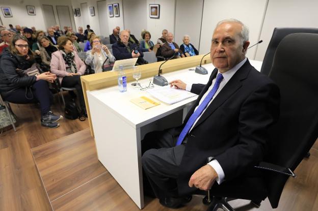 Una financiación sanitaria alternativa, en Aula HOY