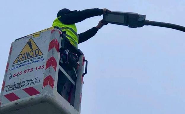 La diputación de Badajoz subvenciona a Fregenal para el cambio de luminarias a led
