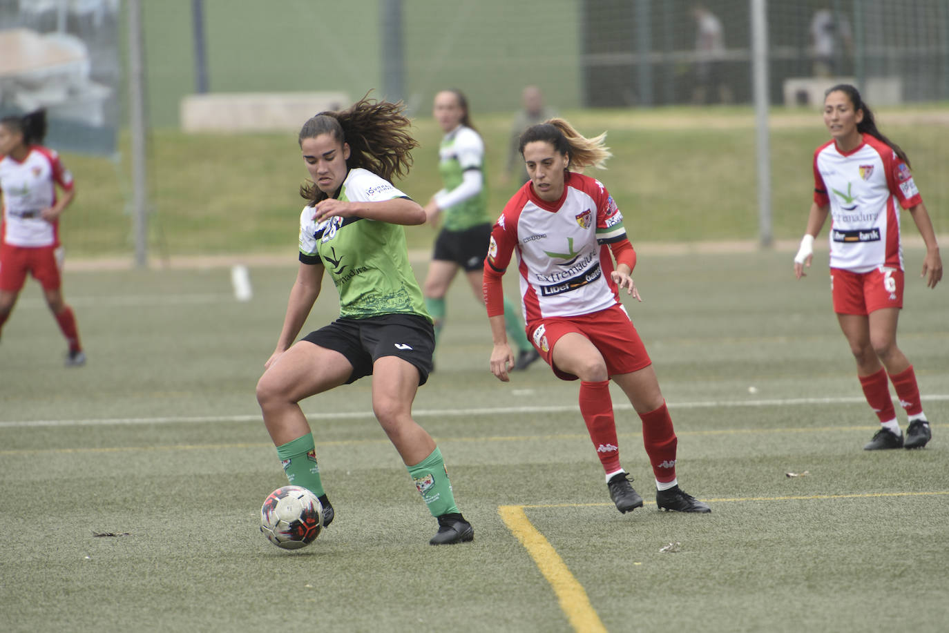 El Santa Teresa se impone al Cáceres en un trabajado partido (2-0)