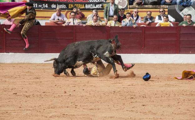 Los de Zalduendo vuelven por sus fueros y arruinan el cierre de la feria de Olivenza