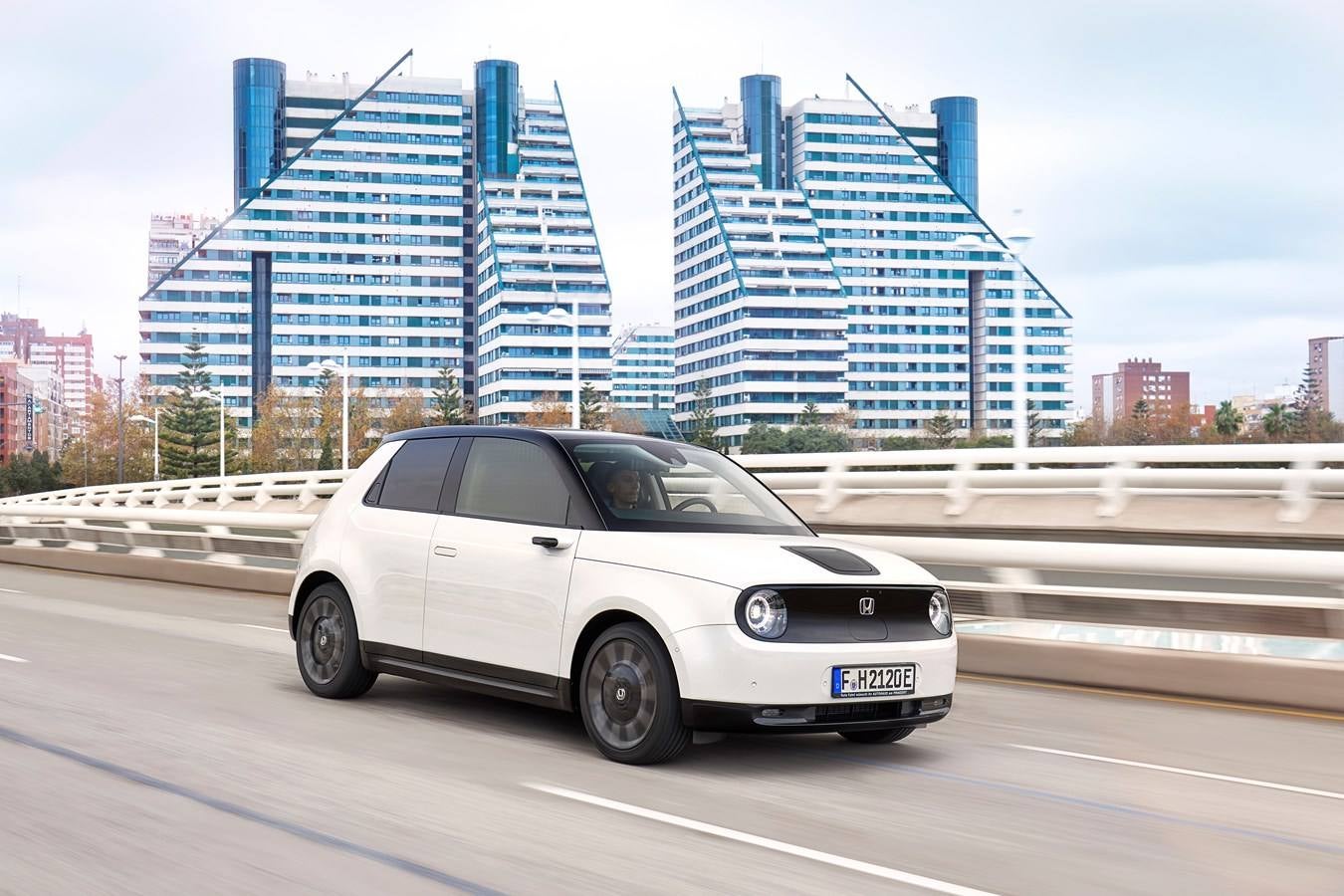 Fotos del primer Honda eléctrico