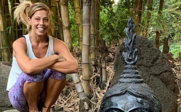 «Por la calle, la gente me mira mal, se aparta y me grita corona, corona»