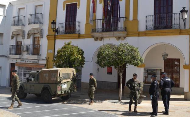 Los militares de Bótoa llegan a Don Benito, Villanueva, Trujillanos y Campanario