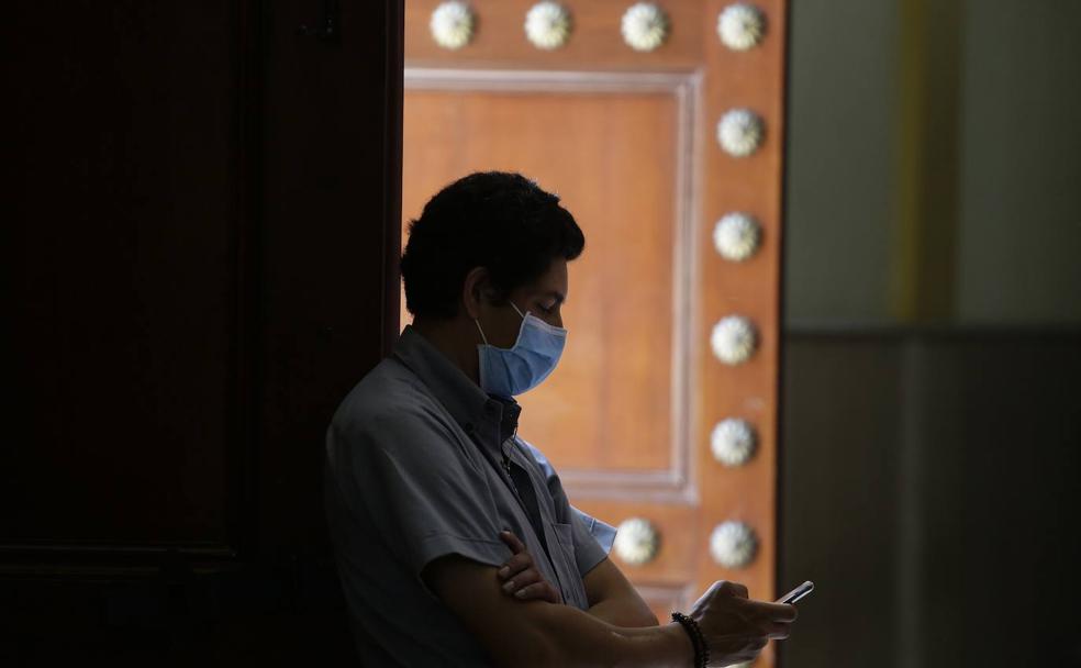 El uso de Internet desde el teléfono móvil se duplica