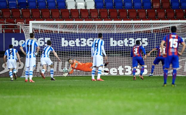 El EIbar-Real Sociedad, último partido que se jugó en España (Foto: EFE).