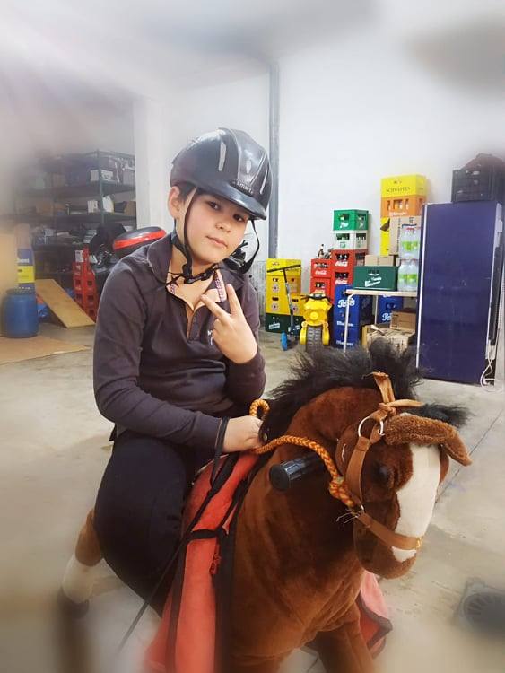 Los vecinos de Arroyo celebran el Día de la Luz desde casa