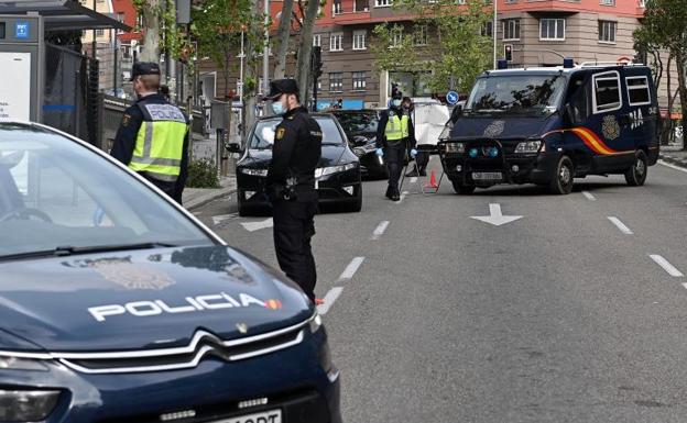 Catedráticos de Derecho Constitucional alertan sobre un uso «desproporcionado» del estado de alarma