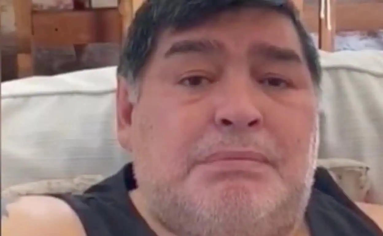 Maradona, al borde llanto: «Ayuden a comer a la gente» | Hoy
