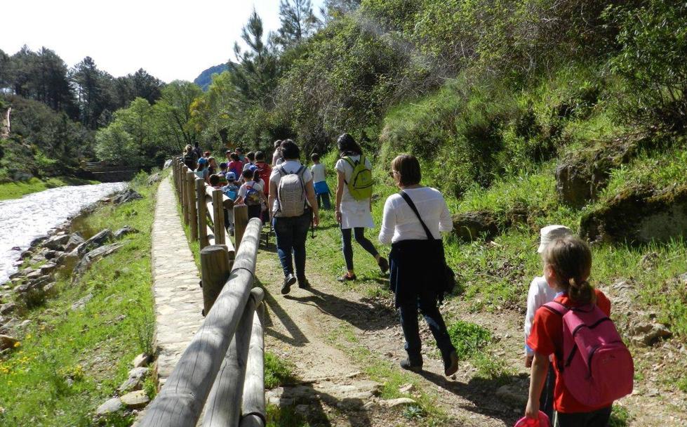 Campamentos que penden de un hilo