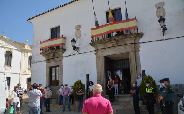 Fregenal se suma al luto oficial por las víctimas del COVID-19