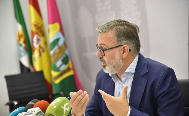 El alcalde de Plasencia afea a los expropietarios de las huertas que «no digan ni pío» sobre la deuda