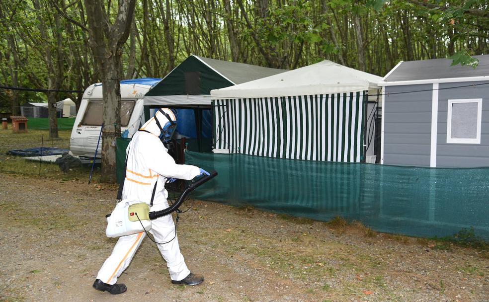 Los campings extremeños dan junio por perdido