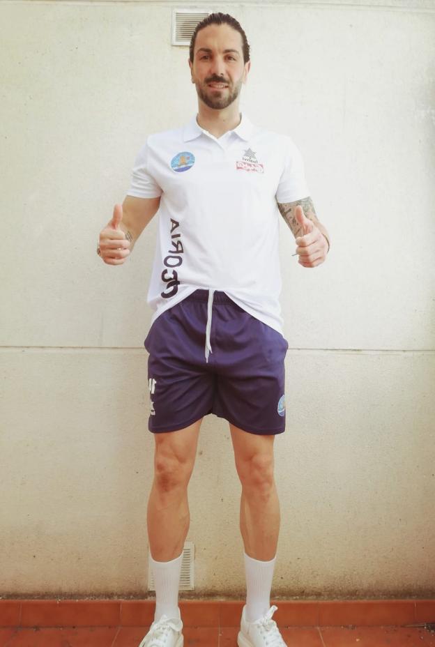 «Espero debutar con el Coria en la fase de ascenso y quitarme la espinita»