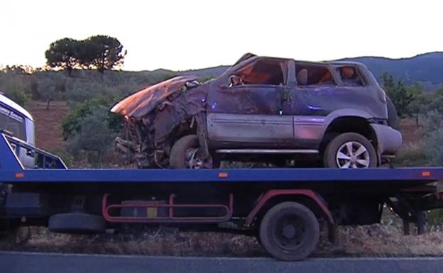 El menor fallecido en Mohedas de Granadilla salió despedido del vehículo