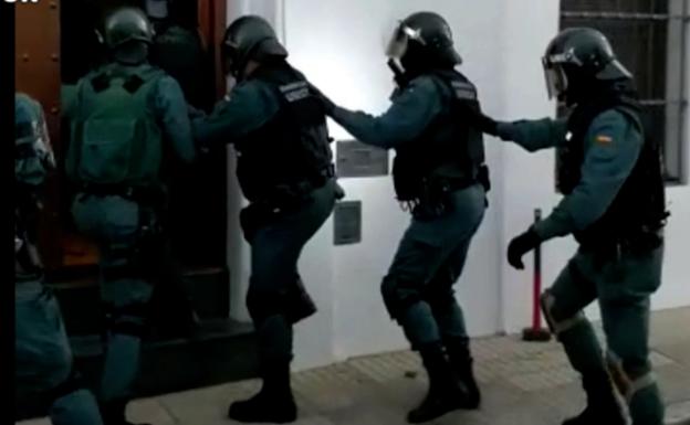 Cae una banda que traía droga a la provincia de Badajoz desde Madrid y Sevilla