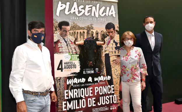 Plasencia estrena empresa con un mano a mano entre Ponce y Emilio de Justo