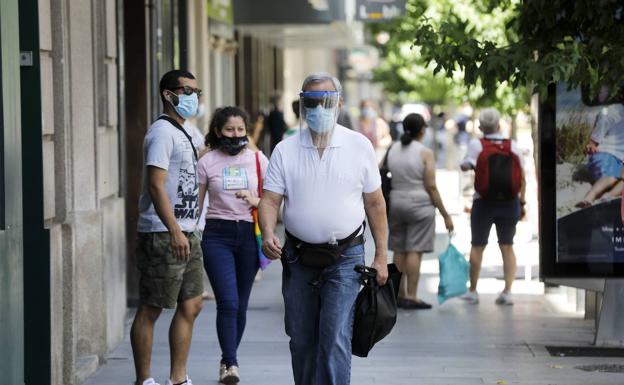 Vergeles propone que la Comisión Nacional de Salud haga obligatorio el uso de la mascarilla
