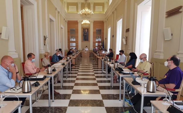 Cáceres aprueba la contratación de 51 personas a través del Plan Reactiva de la Diputación