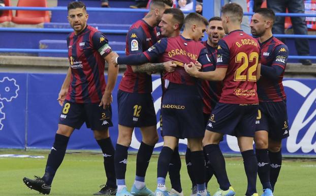 Sigue en directo el UD Las Palmas - Extremadura UD