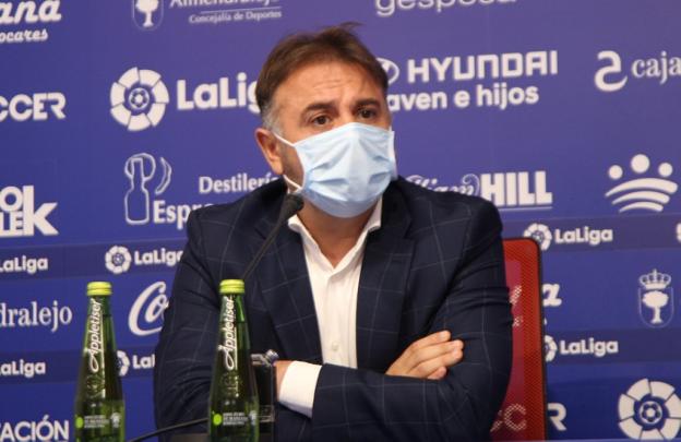 Franganillo ratifica a Manuel y aboga por una Segunda de 22 o 26