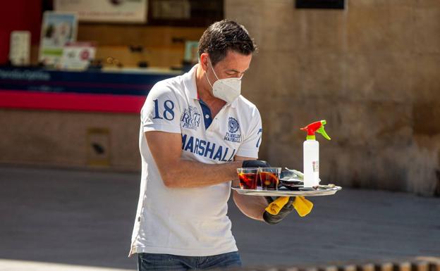 El paro baja en Extremadura en 2.551 personas