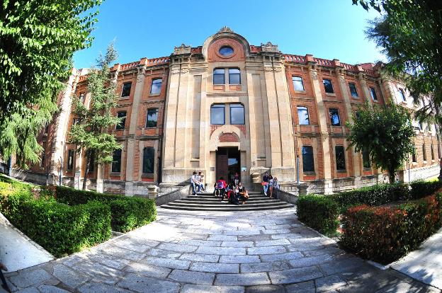 2.549 universitarios solicitan estudiar en Plasencia, que oferta 300 plazas