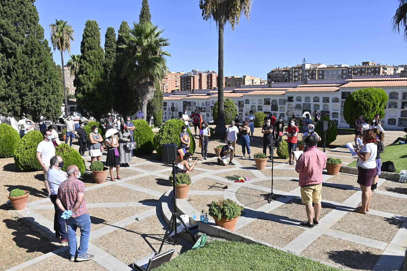 Homenaje a las víctimas de la matanza del 36 en Badajoz