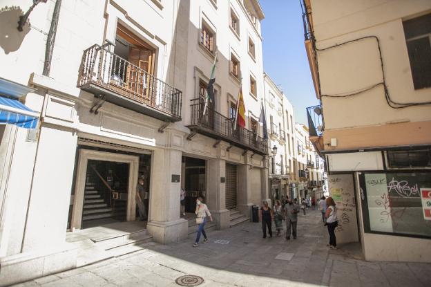 La Diputación creará en Pintores 10 un centro para empresas innovadoras