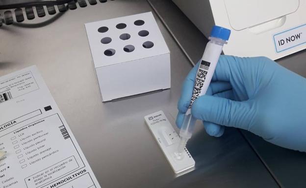 Sanidad realiza en Don Benito los primeros test rápidos de antígenos