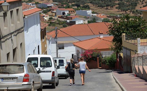 Zahínos se mantiene como el municipio con menor renta por habitante de España
