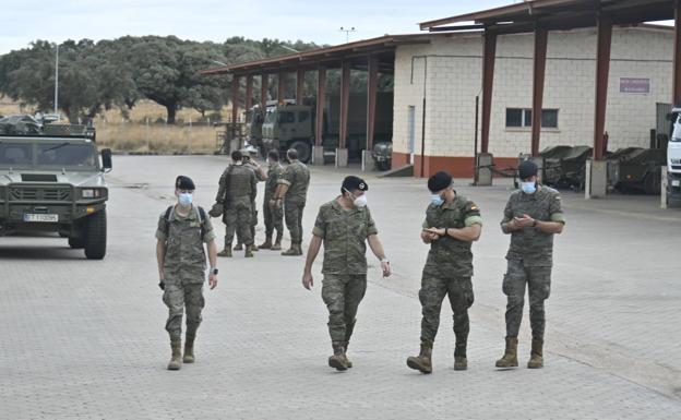 El subdelegado del Gobierno en Badajoz afirma que las medidas de seguridad durante las maniobras en la base fueron las adecuadas