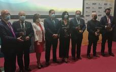 Los premios Extremeños de HOY homenajean a Ismael Clemente, Javier Negrete y a los sanitarios