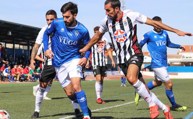 El Badajoz cae en la trampa del Socuéllamos