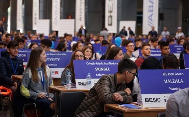 El programa educativo 'Young Business Talents' inicia la búsqueda de jóvenes extremeños con talento empresarial