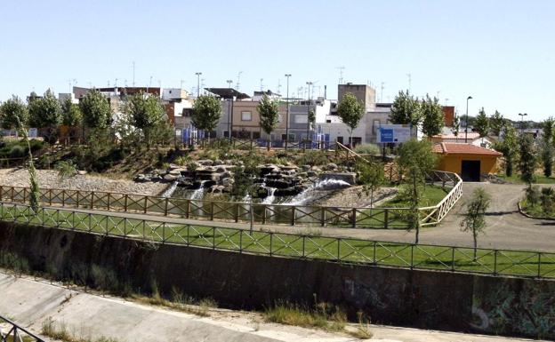 La Policía encuentra el cadáver de un hombre en la calle Chopo en Badajoz