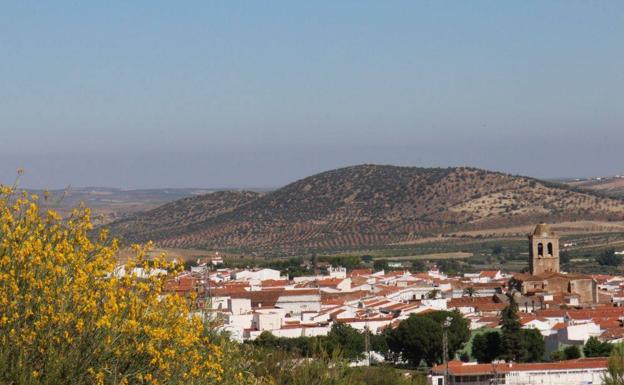 Cierre perimetral de Los Santos de Maimona y prórroga en Hervás, Alcuéscar y Arroyomolinos